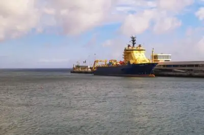 Bangladesh Halts Private Subsea Cable Installation